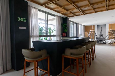 Apartamento à venda com 64m², 2 quartos e 1 vagaÁrea comum