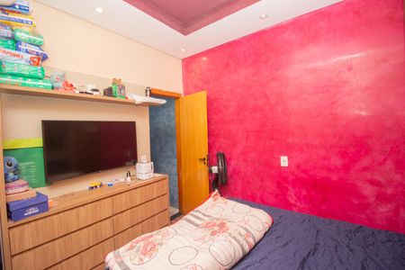 Quarto 2 de casa à venda com 2 quartos, 100m² em Arvoredo 2a Secao, Contagem