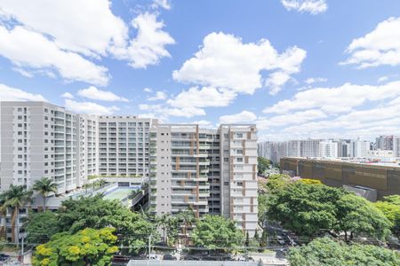 Varanda de kitnet/studio à venda com 1 quarto, 21m² em Indianópolis, São Paulo