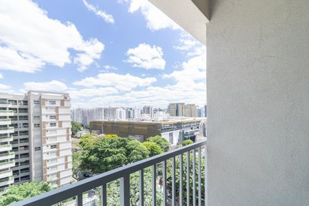 Varanda de kitnet/studio à venda com 1 quarto, 21m² em Indianópolis, São Paulo