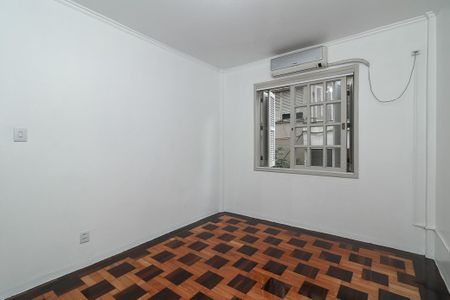 Sala de apartamento à venda com 2 quartos, 70m² em Petrópolis, Porto Alegre
