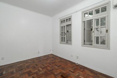 Quarto 2 de apartamento à venda com 2 quartos, 70m² em Petrópolis, Porto Alegre