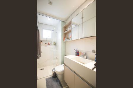 Apartamento à venda com 87m², 2 quartos e 2 vagasBanheiro do Suíte 1 