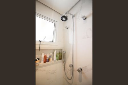 Apartamento à venda com 87m², 2 quartos e 2 vagasBanheiro do Suíte 1 