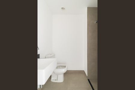 Studio à venda com 26m², 1 quarto e sem vaga Studio à venda com 26m², 1 quarto e sem vagaBanheiro