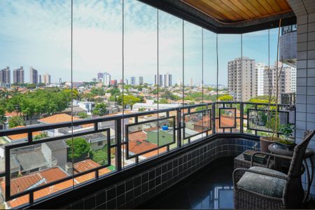 Apartamento à venda com 152m², 3 quartos e 3 vagasVaranda 