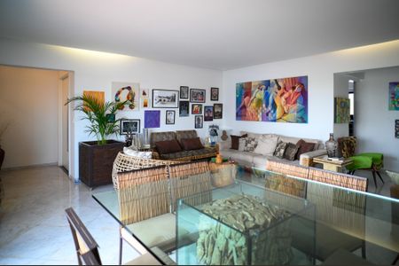 Apartamento à venda com 152m², 3 quartos e 3 vagasSala