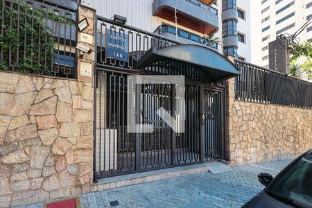 Apartamento à venda com 152m², 3 quartos e 3 vagasFachada