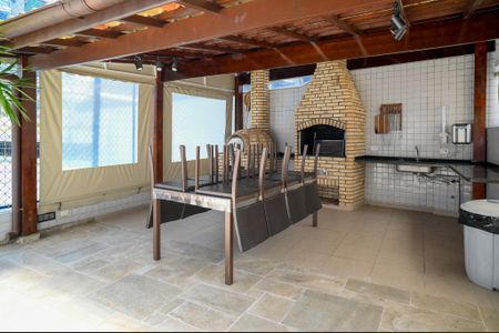 Apartamento à venda com 152m², 3 quartos e 3 vagasChurrasqueira