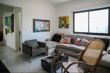 Apartamento à venda com 152m², 3 quartos e 3 vagasSala de TV
