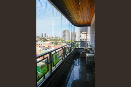 Apartamento à venda com 152m², 3 quartos e 3 vagasVaranda 