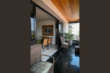 Varanda  de apartamento à venda com 3 quartos, 152m² em Jardim da Saúde, São Paulo