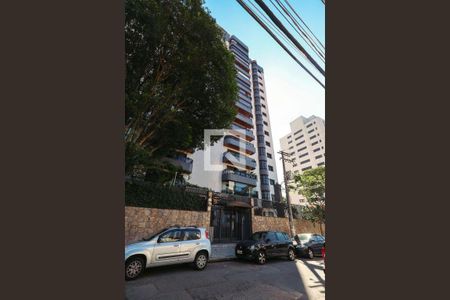 Apartamento à venda com 152m², 3 quartos e 3 vagasFachada