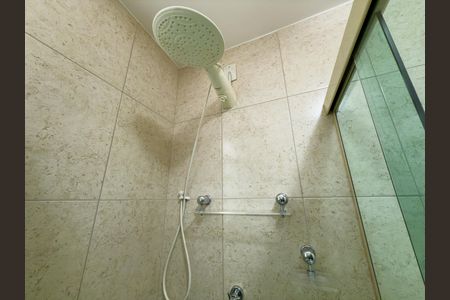 Casa à venda com 480m², 4 quartos e 5 vagas Casa à venda com 480m², 4 quartos e 5 vagasBanheiro da Suíte 3