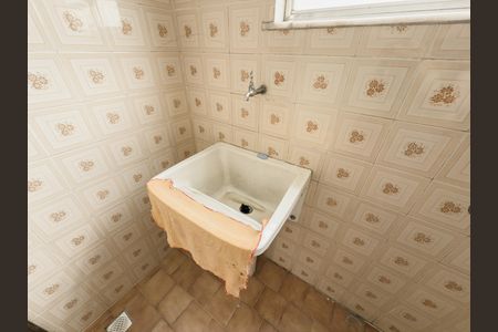 Casa à venda com 480m², 4 quartos e 5 vagas Casa à venda com 480m², 4 quartos e 5 vagasÁrea de Serviço 2