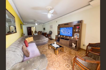 Casa à venda com 480m², 4 quartos e 5 vagas Casa à venda com 480m², 4 quartos e 5 vagasSala 1