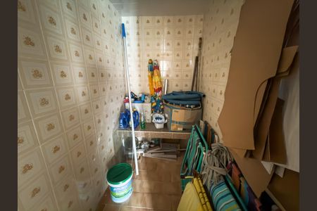 Casa à venda com 480m², 4 quartos e 5 vagas Casa à venda com 480m², 4 quartos e 5 vagasÁrea comum