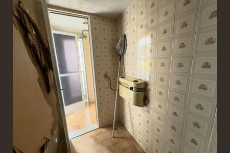 Casa à venda com 480m², 4 quartos e 5 vagas Casa à venda com 480m², 4 quartos e 5 vagasÁrea comum