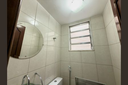 Casa à venda com 480m², 4 quartos e 5 vagas Casa à venda com 480m², 4 quartos e 5 vagasBanheiro 2
