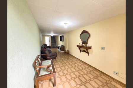 Casa à venda com 480m², 4 quartos e 5 vagas Casa à venda com 480m², 4 quartos e 5 vagasHall de entrada