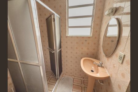 Casa à venda com 480m², 4 quartos e 5 vagas Casa à venda com 480m², 4 quartos e 5 vagasBanheiro 1