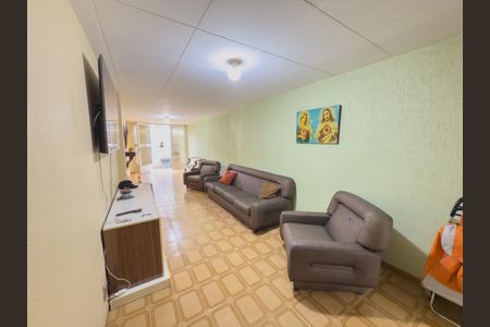 Casa à venda com 480m², 4 quartos e 5 vagas Casa à venda com 480m², 4 quartos e 5 vagasHall de entrada