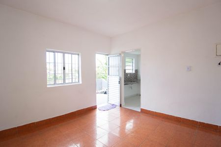 Casa para alugar com 70m², 1 quarto e sem vaga Casa para alugar com 70m², 1 quarto e sem vagaSala