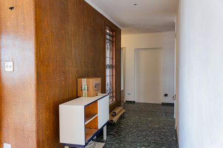 Apartamento para alugar com 250m², 5 quartos e 2 vagasCorredor