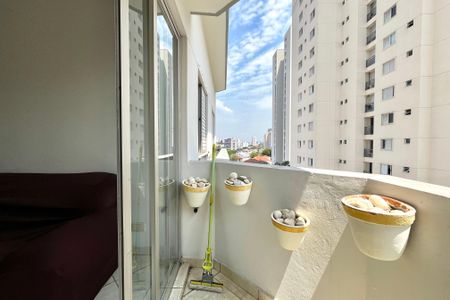 Varanda de apartamento para alugar com 2 quartos, 62m² em Chácara Inglesa, São Paulo