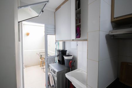 Apartamento à venda com 47m², 2 quartos e 1 vagaÁrea de Serviço