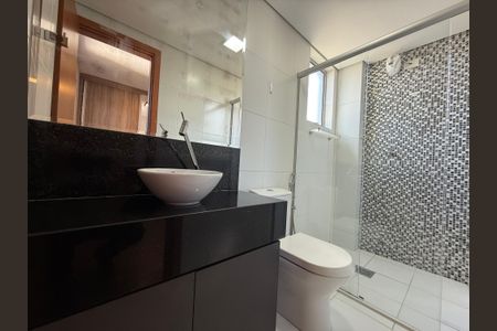 Apartamento para alugar com 60m², 2 quartos e 2 vagas Apartamento para alugar com 60m², 2 quartos e 2 vagasBanheiro
