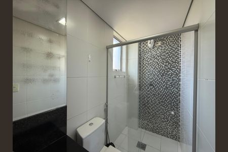 Apartamento para alugar com 60m², 2 quartos e 2 vagas Apartamento para alugar com 60m², 2 quartos e 2 vagasBanheiro