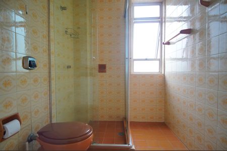 Banheiro de apartamento à venda com 1 quarto, 57m² em Operário, Novo Hamburgo