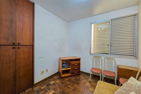 Apartamento à venda com 176m², 4 quartos e 2 vagasQuarto 1