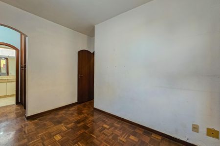 Apartamento à venda com 176m², 4 quartos e 2 vagasQuarto 4 - Suíte