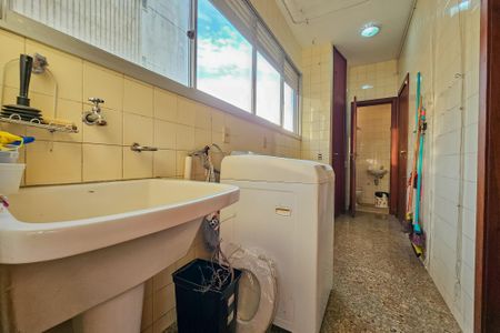 Apartamento à venda com 176m², 4 quartos e 2 vagasÁrea de Serviço