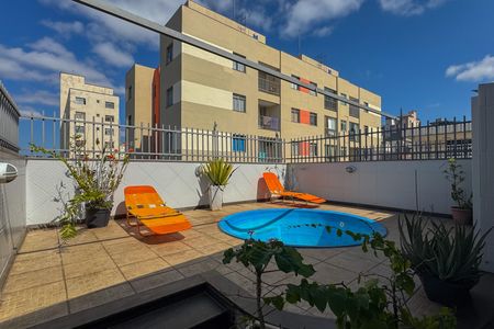 Apartamento à venda com 202m², 4 quartos e 2 vagas