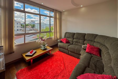 Apartamento à venda com 4 quartos, 202m² em Padre Eustáquio, Belo Horizonte