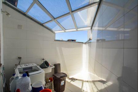 Apartamento à venda com 158m², 3 quartos e 2 vagas Apartamento à venda com 158m², 3 quartos e 2 vagasÁrea de Serviço