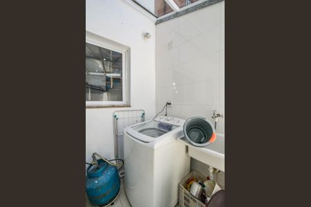 Apartamento à venda com 158m², 3 quartos e 2 vagas Apartamento à venda com 158m², 3 quartos e 2 vagasÁrea de Serviço