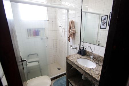 Casa à venda com 60m², 2 quartos e 1 vagaBanheiro