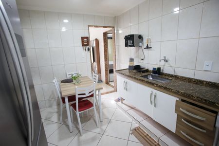 Casa à venda com 60m², 2 quartos e 1 vagaCozinha