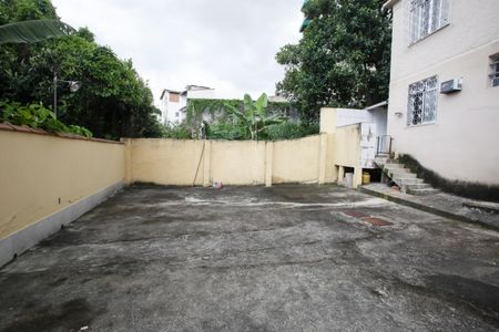 Casa à venda com 60m², 2 quartos e 1 vagaQuintal