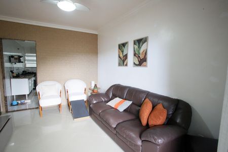 Casa à venda com 60m², 2 quartos e 1 vagaSala