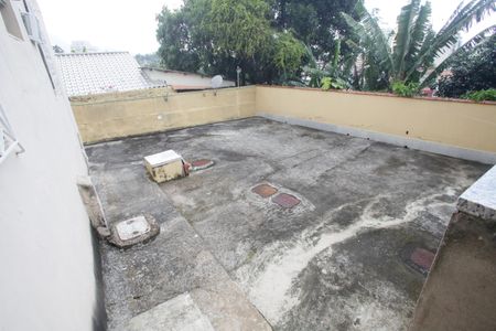 Casa à venda com 60m², 2 quartos e 1 vagaQuintal