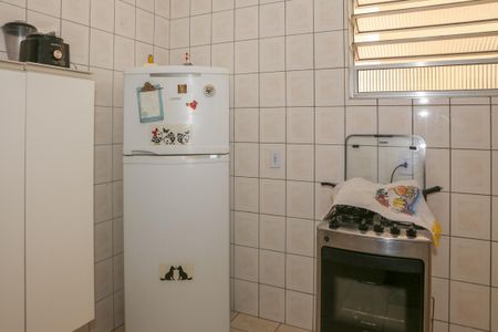 Apartamento à venda com 98m², 3 quartos e sem vaga Apartamento à venda com 98m², 3 quartos e sem vagaCozinha e Área de Serviço