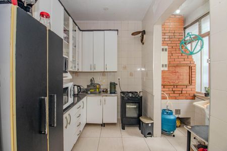 Apartamento à venda com 75m², 2 quartos e sem vaga Apartamento à venda com 75m², 2 quartos e sem vagaCozinha e Área de Serviço