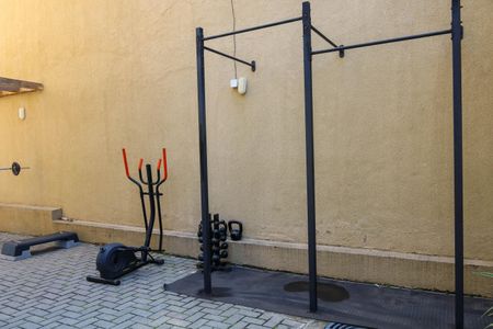 Apartamento à venda com 44m², 2 quartos e 1 vaga Apartamento à venda com 44m², 2 quartos e 1 vagaÁrea comum - Academia