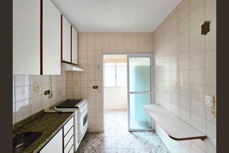 Apartamento para alugar com 67m², 2 quartos e 1 vagaCozinha 