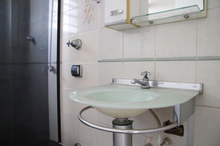 Apartamento para alugar com 67m², 2 quartos e 1 vagaBanheiro Social